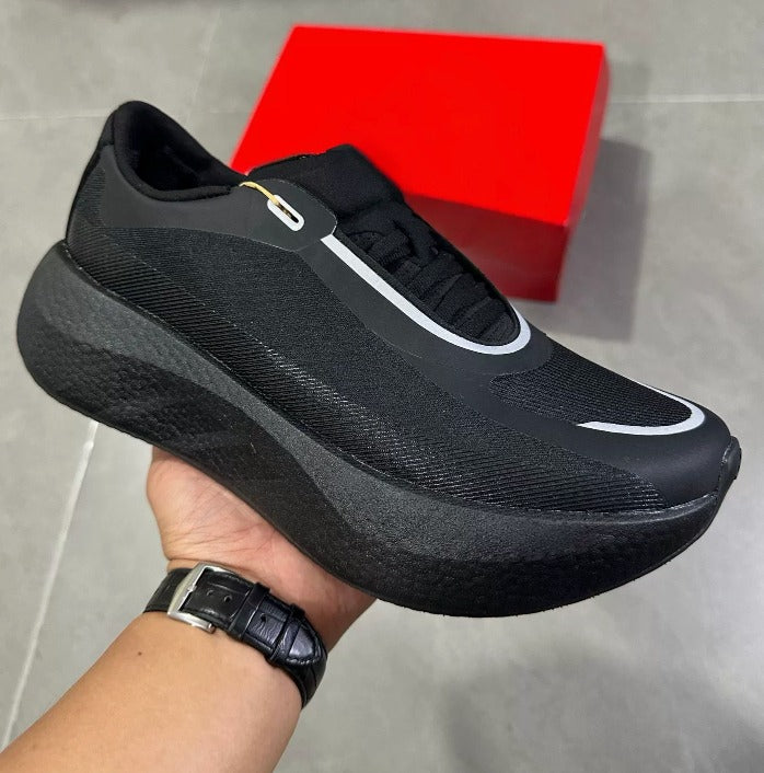Hyper B. Running Shoes - Core Black - Carbon